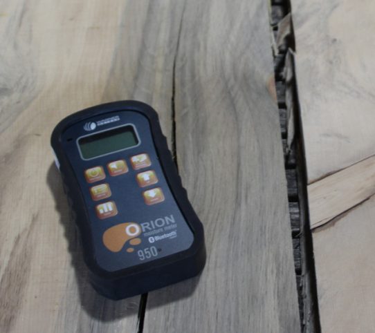 Checking wood moisture content