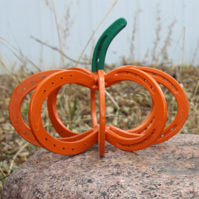 Horseshoe Pumpkins