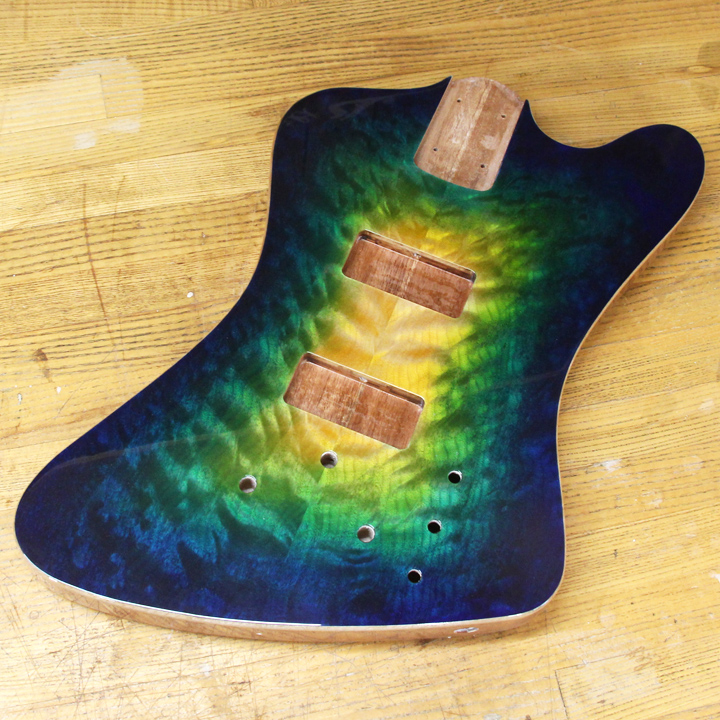 Dyeing the Quilted Maple Bass Guitar