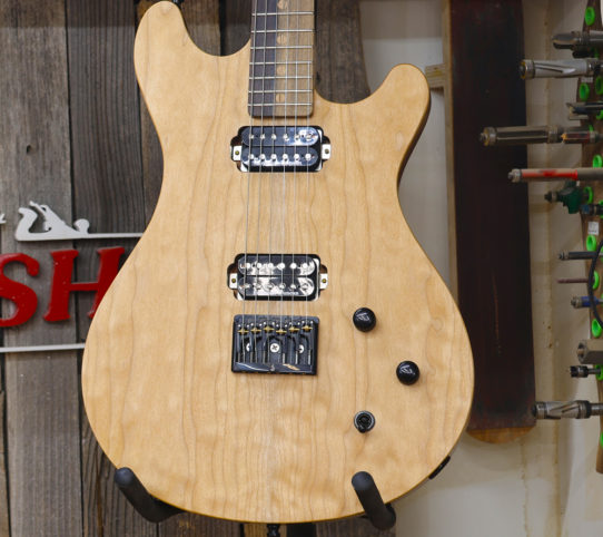 The building of a Hayley Guitars Dorian by Home Built Workshop