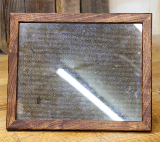 how to make a handmade walnut picture frame by Home Built Workshop